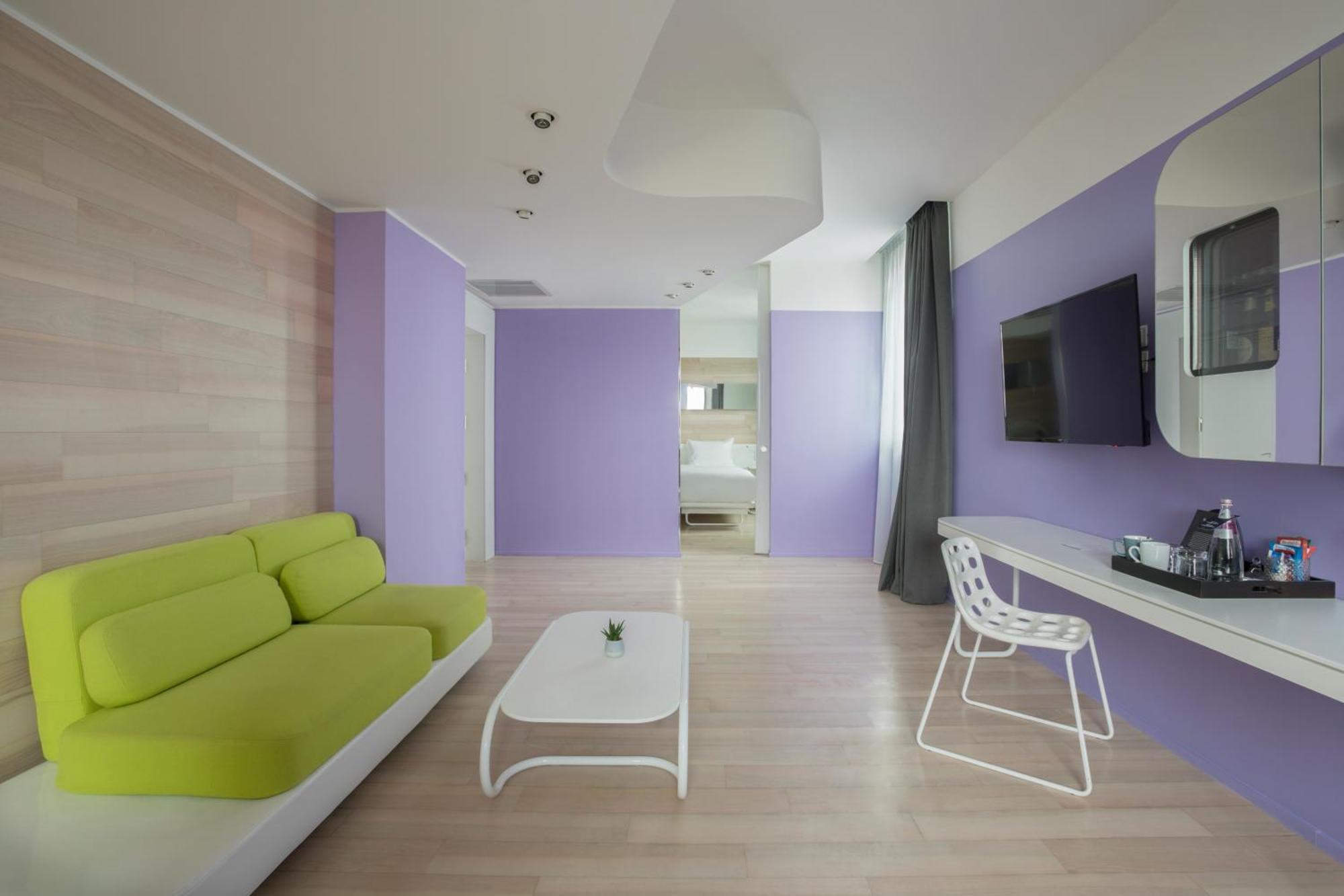 Voco Milan-Fiere By Ihg Milão Exterior foto